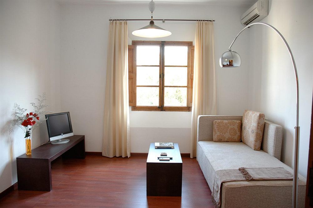 Loftotel Canet Esporles Dış mekan fotoğraf
